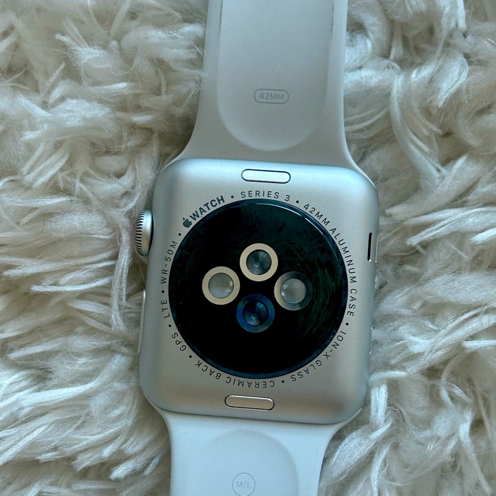 Authentic Apple Watch Series 3 ,42mm